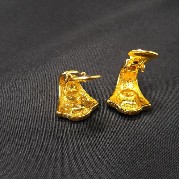 Kenneth Jay Lane Gold Plated Shell Clip On Earrings 1990s Vintage Jewelry KJL - Picture 6 of 10